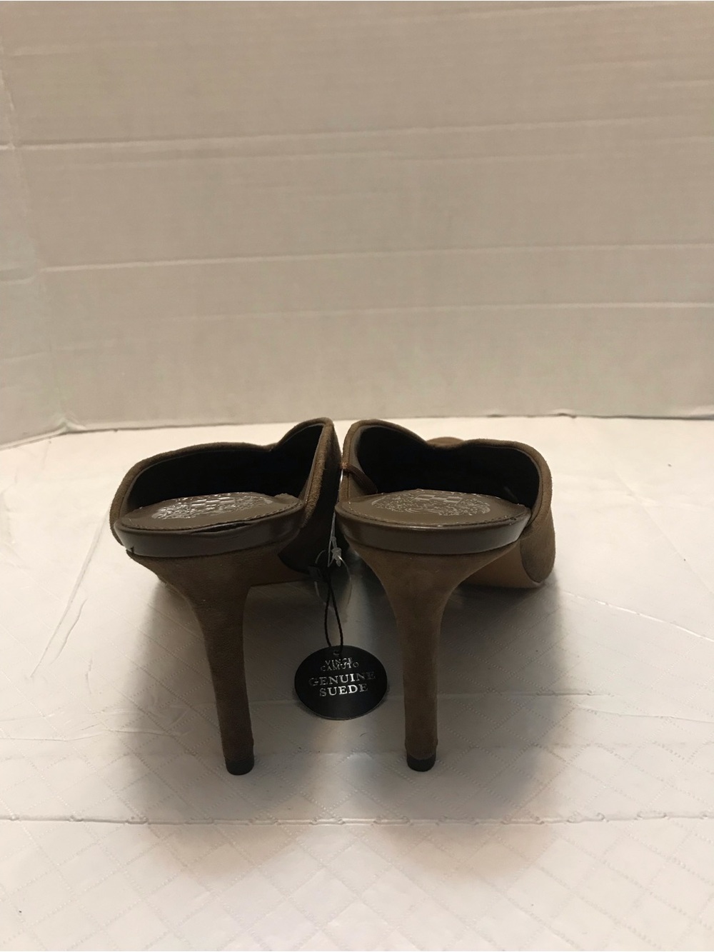 Vince Camuto Black Women's Heels (Label View) - Picture 4 of 15